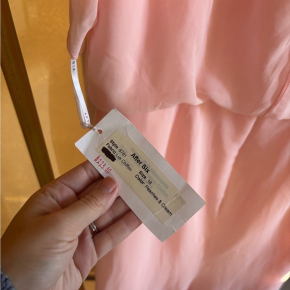 After Six Blush Cold-Shoulder Maxi Dress - Picture 3 of 7